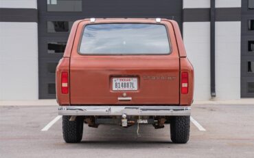 International-harvester-Scout-ii-1980-Tahitian-Red-Russet-Velour-9