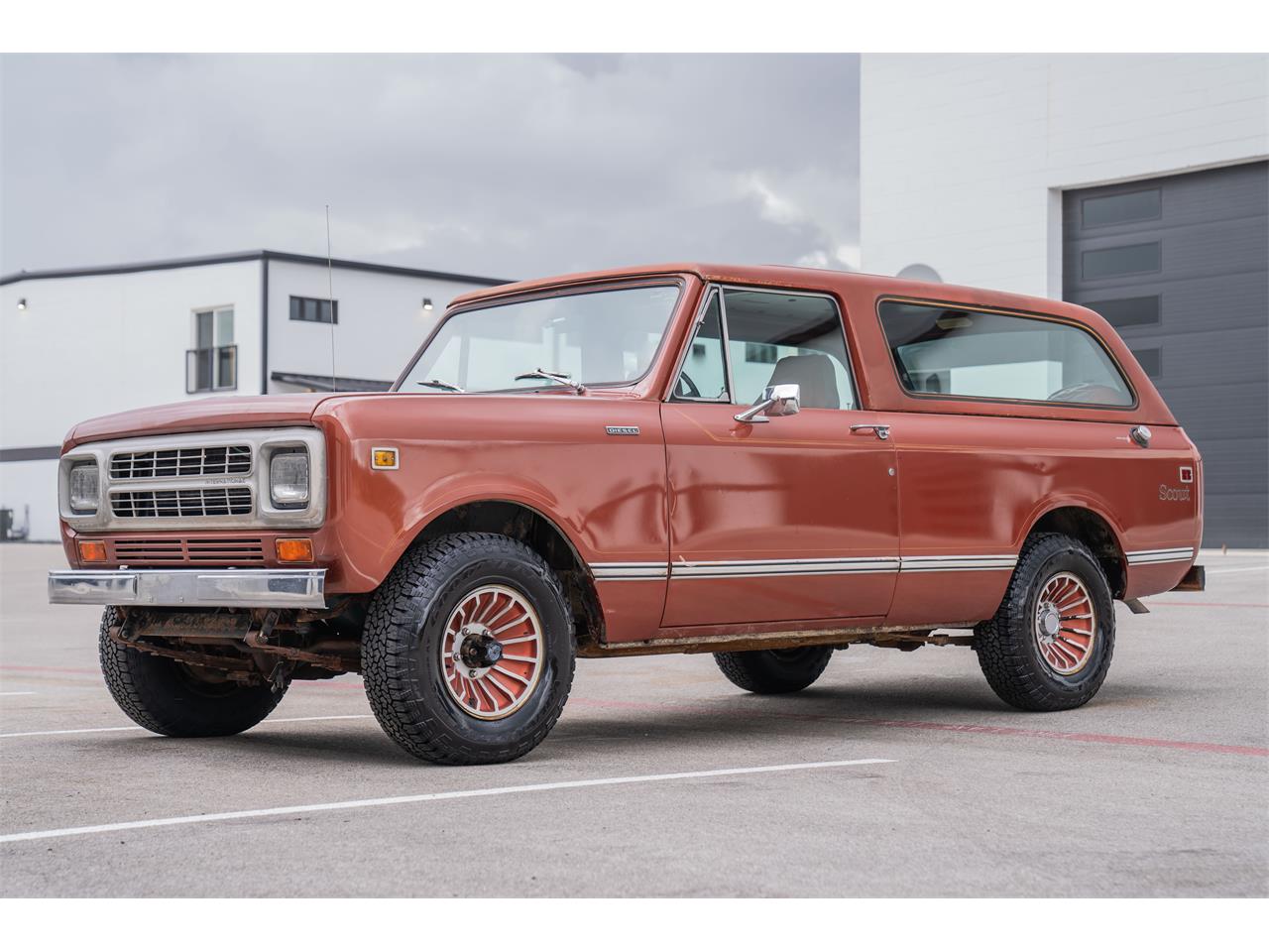 International-harvester-Scout-ii-1980-Tahitian-Red-Russet-Velour