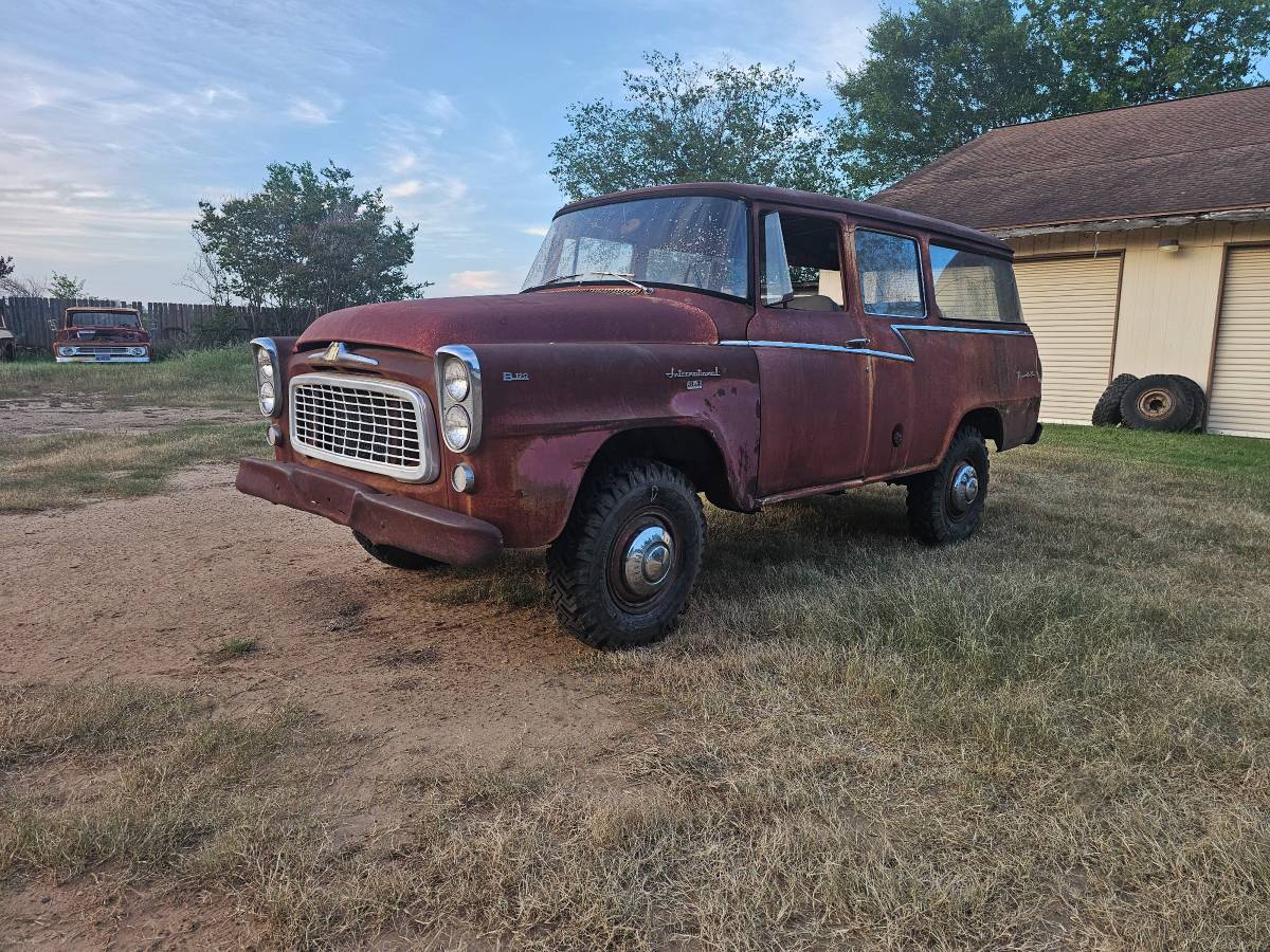 International-harvester-travelall-1960-1