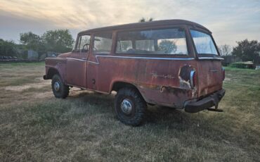International-harvester-travelall-1960-2