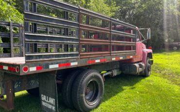 International-s1600-diesel-1989-red-2
