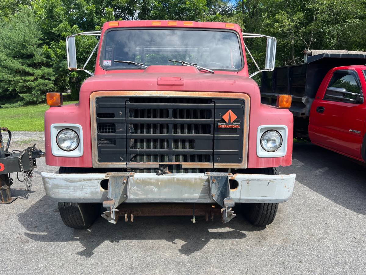 International-s1600-diesel-1989-red-6
