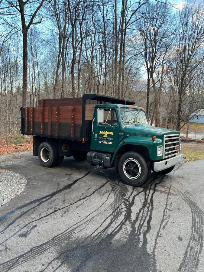 International-s1700-diesel-1988-green-3