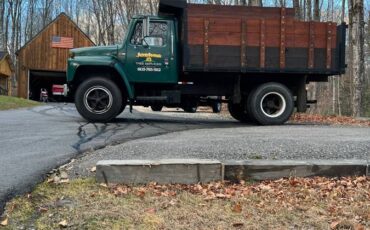 International-s1700-diesel-1988-green