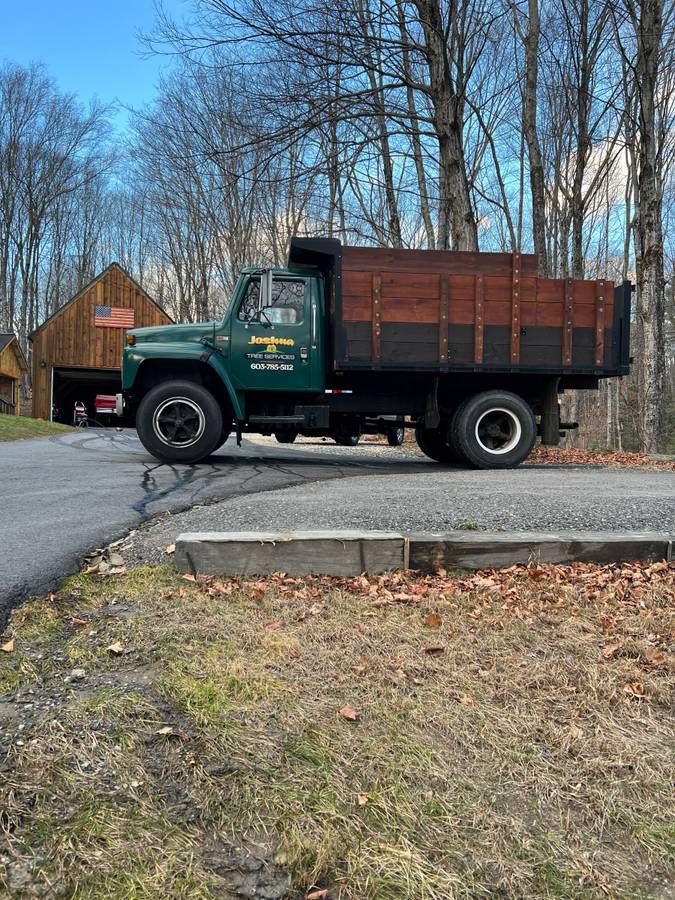 International-s1700-diesel-1988-green