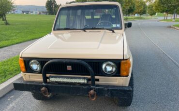 Isuzu-Trooper-1990-19