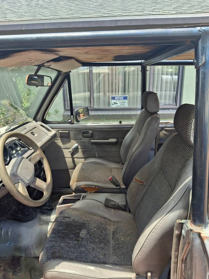 Isuzu-trooper-1987-4