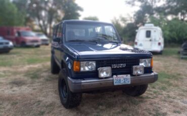 Isuzu-trooper-1989-blue-4