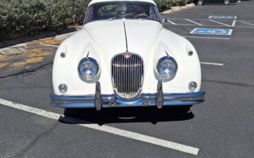 Jaguar-1958-white-1