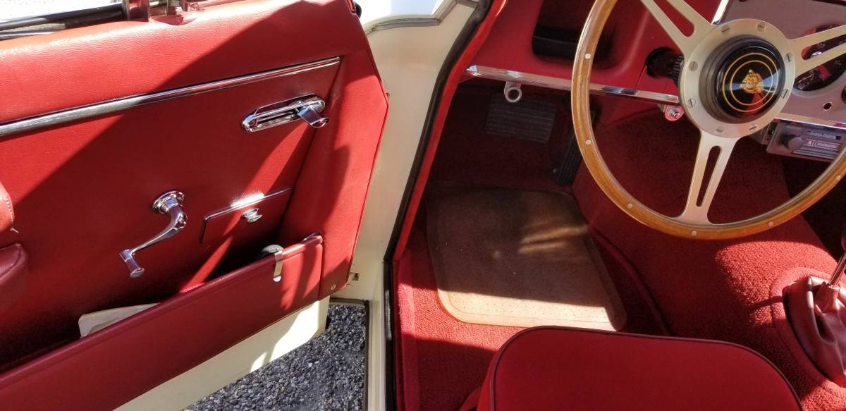 Jaguar-1958-white-5