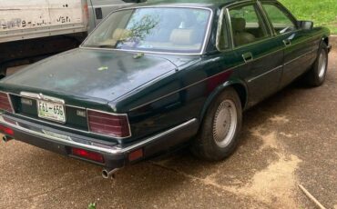 Jaguar-Cj6-1993-green-2