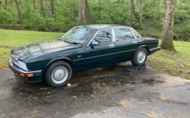 Jaguar-Cj6-1993-green