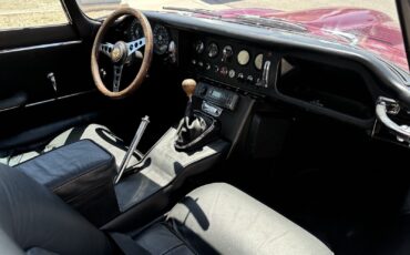 Jaguar-E-Type-1964-Coupe-8