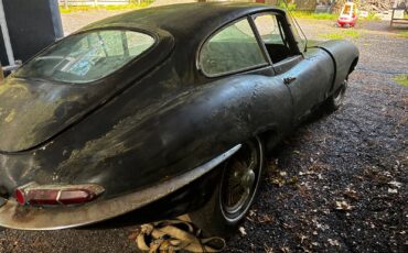 Jaguar-E-Type-1965-5