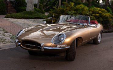 Jaguar-E-Type-1967-Convertible