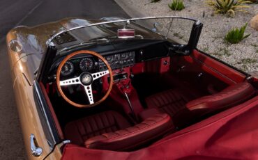 Jaguar-E-Type-1967-Convertible-3
