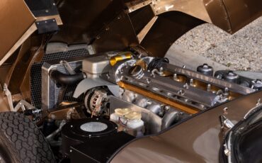 Jaguar-E-Type-1967-Convertible-6
