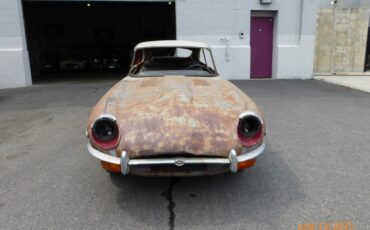 Jaguar-E-Type-1969-1