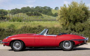Jaguar-E-Type-1969-Convertible-1