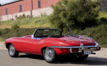 Jaguar-E-Type-1969-Convertible-2