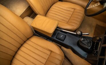 Jaguar-E-Type-1974-Convertible-34