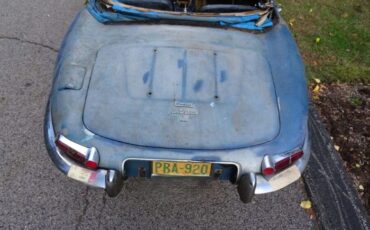 Jaguar-E-type-1966-10