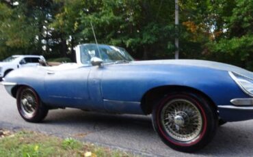Jaguar-E-type-1966-7