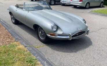 Jaguar-E-type-1967