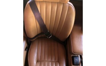 Jaguar-E-type-1971-Black-Biscuit-5