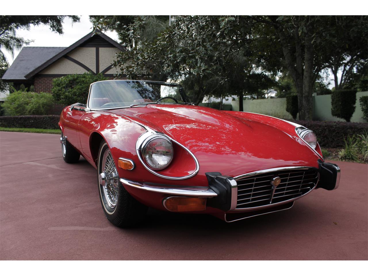 Jaguar-E-type-1973-Red-Red-24