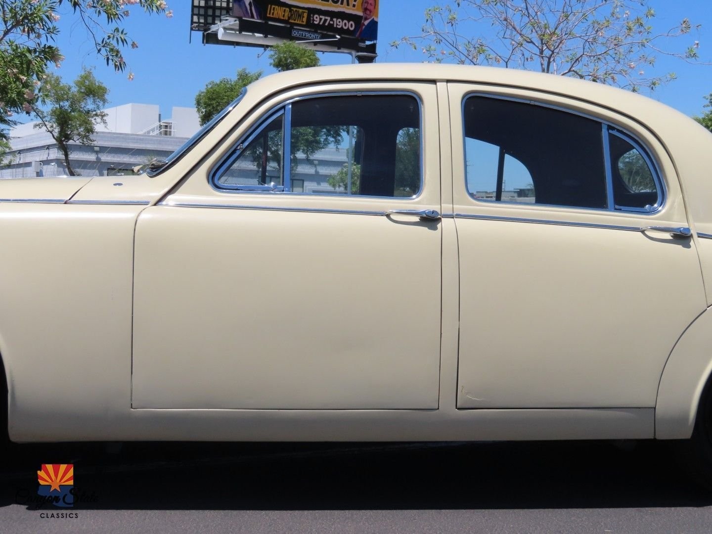Jaguar-Mark-I-1957-16
