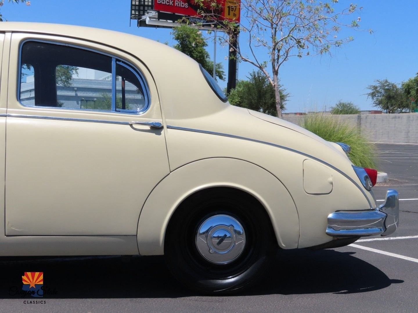Jaguar-Mark-I-1957-17