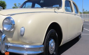 Jaguar-Mark-I-1957-25