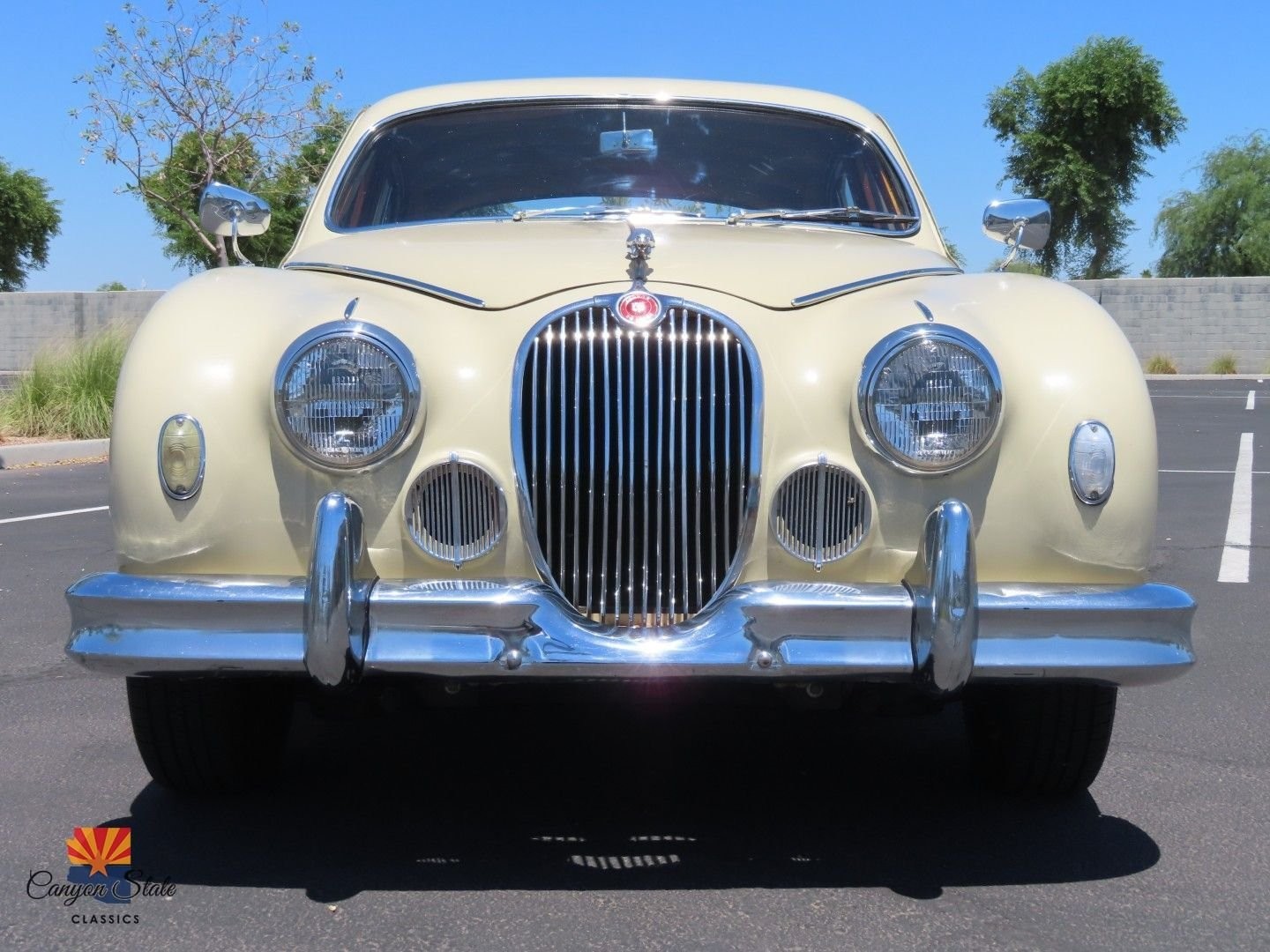 Jaguar-Mark-I-1957-33