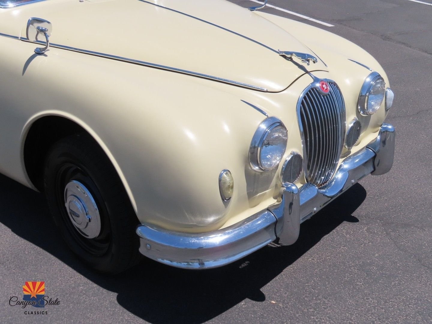 Jaguar-Mark-I-1957-34