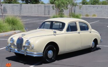 Jaguar-Mark-I-1957-4