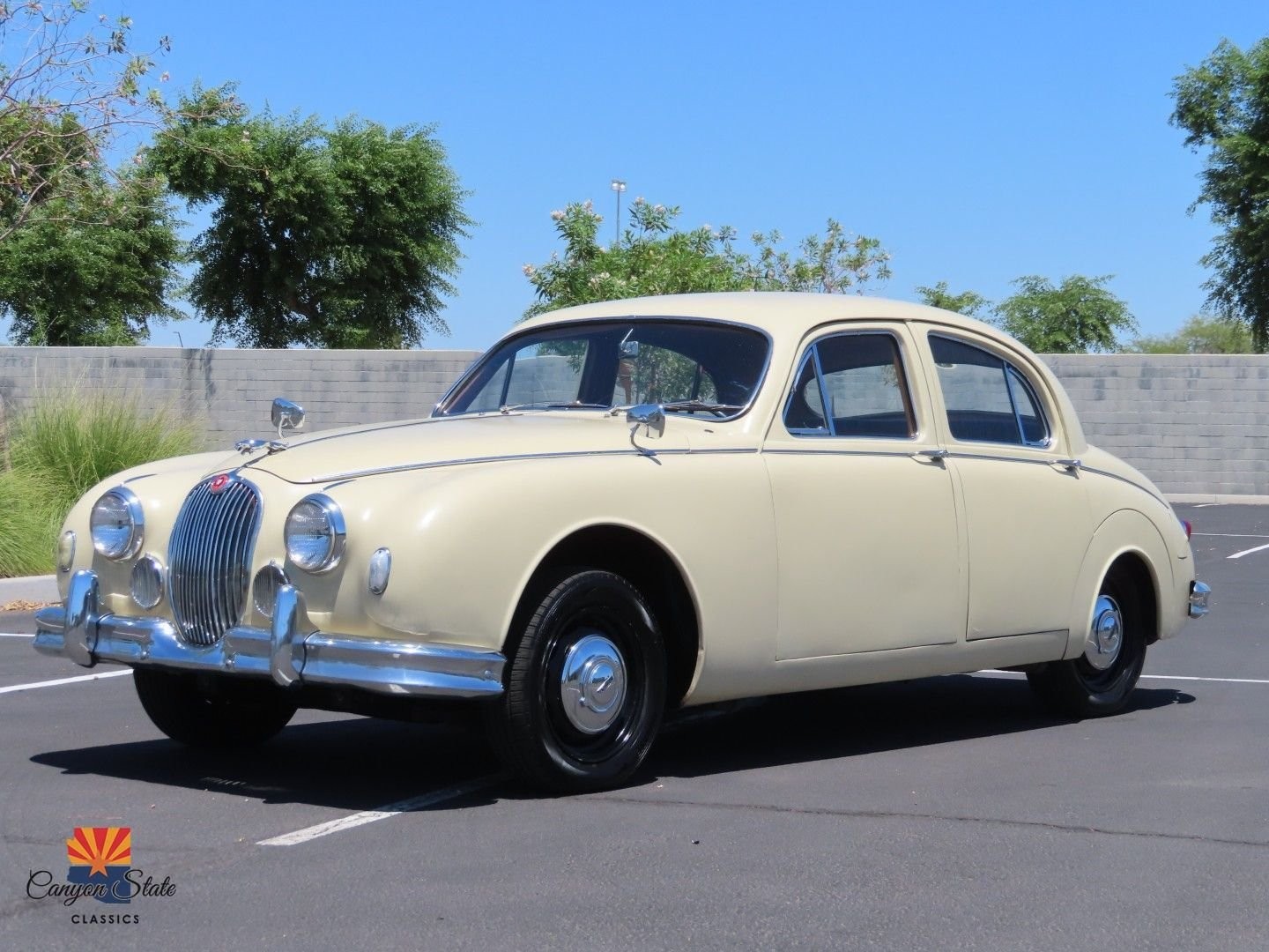 Jaguar-Mark-I-1957-5