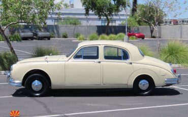 Jaguar-Mark-I-1957-6