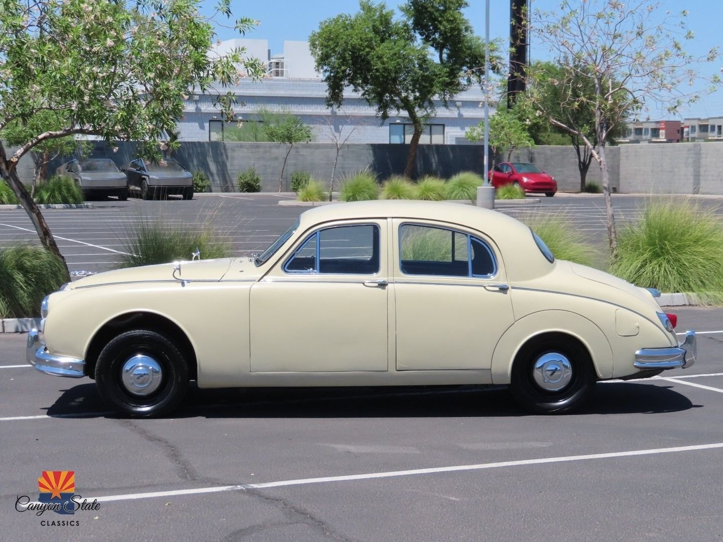 Jaguar-Mark-I-1957-6