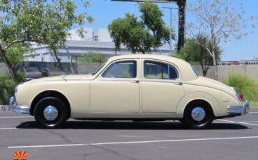 Jaguar-Mark-I-1957-7