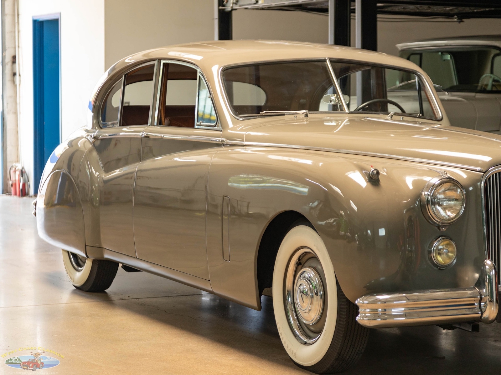 Jaguar-Mark-VII-1954-4-Door-Sedan-10