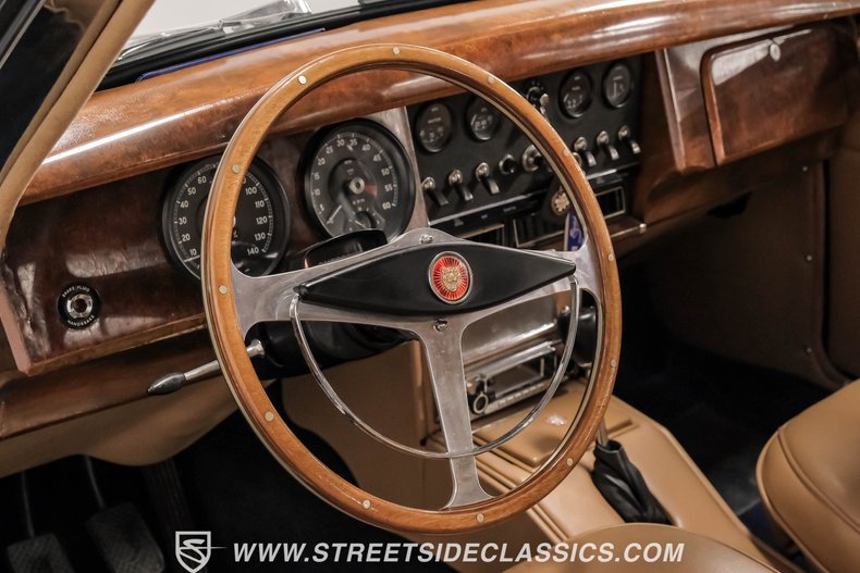 Jaguar-Mark-ii-1962-Blue-Biscuit-1