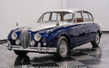 Jaguar-Mark-ii-1962-Blue-Biscuit-11