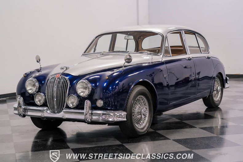 Jaguar-Mark-ii-1962-Blue-Biscuit-11
