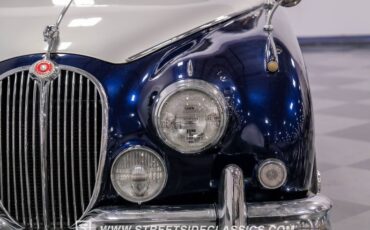 Jaguar-Mark-ii-1962-Blue-Biscuit-27
