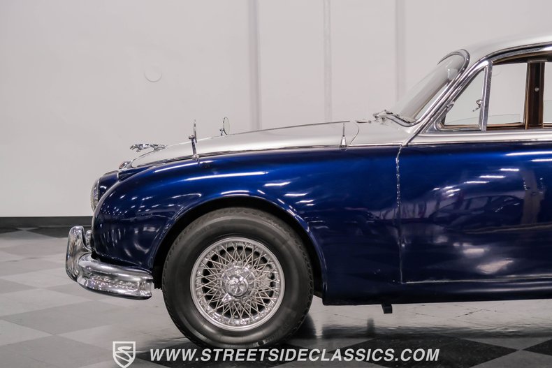 Jaguar-Mark-ii-1962-Blue-Biscuit-29