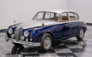 Jaguar-Mark-ii-1962-Blue-Biscuit-41