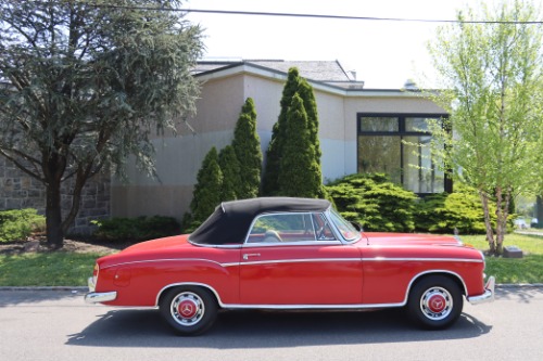 Jaguar-Other-1959-Black-Burgundy-2
