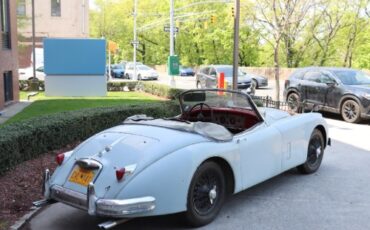 Jaguar-Other-1960-Blue-Red-3