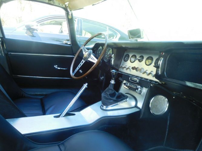 Jaguar-Other-1962-Primrose-Yellow-Black-12